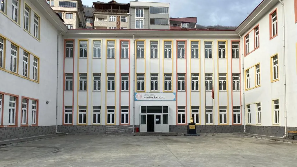 Atatürk İlkokulu fotoğrafı