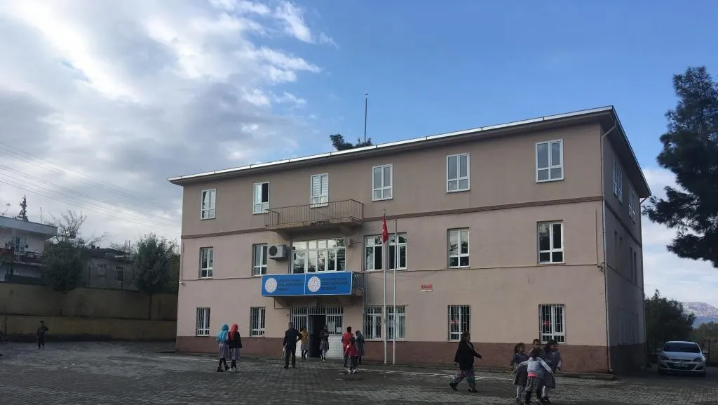 Cüceli Sevim Silahlı İlkokulu