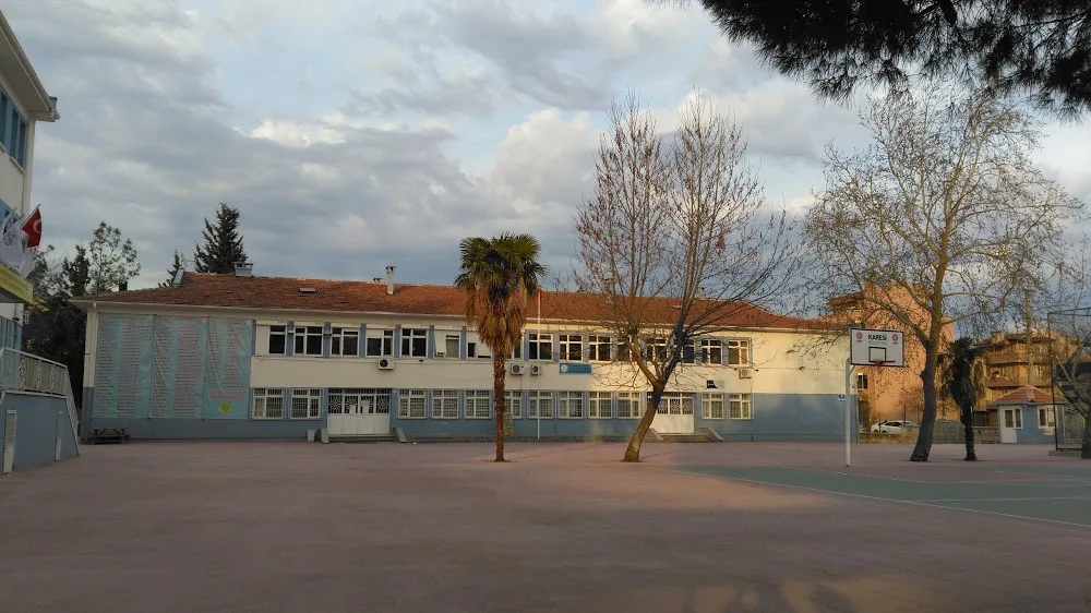 Çiğdem Batubey Ortaokulu fotoğrafı