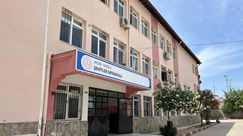 Şehitler Ortaokulu fotoğrafı