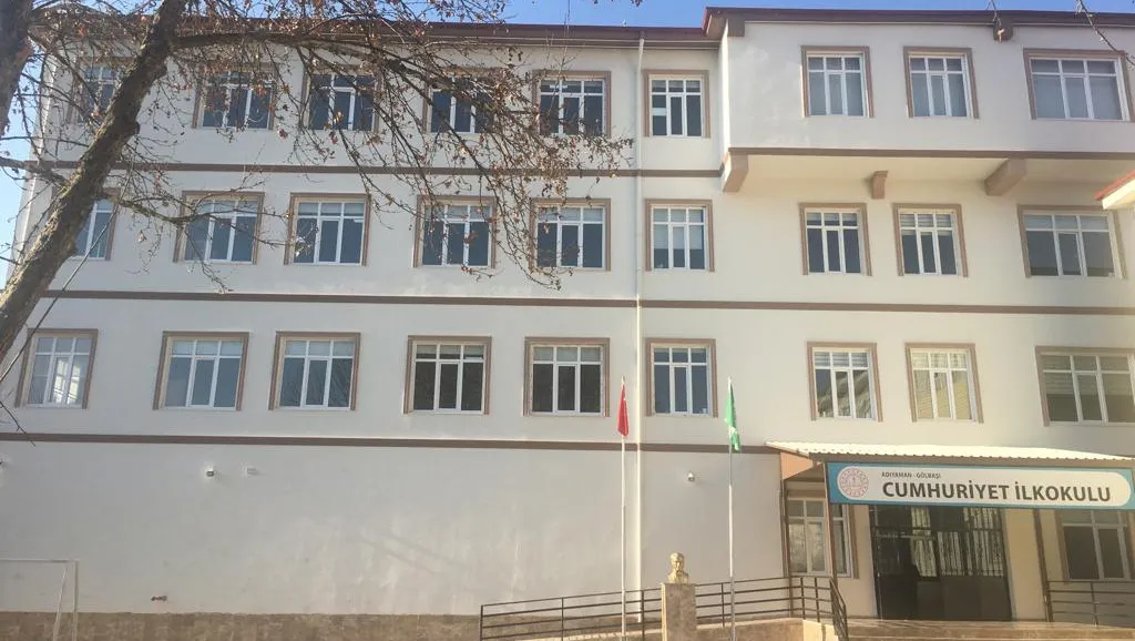 Cumhuriyet İlkokulu fotoğrafı