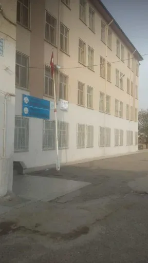 Seyrantepe Ortaokulu fotoğrafı