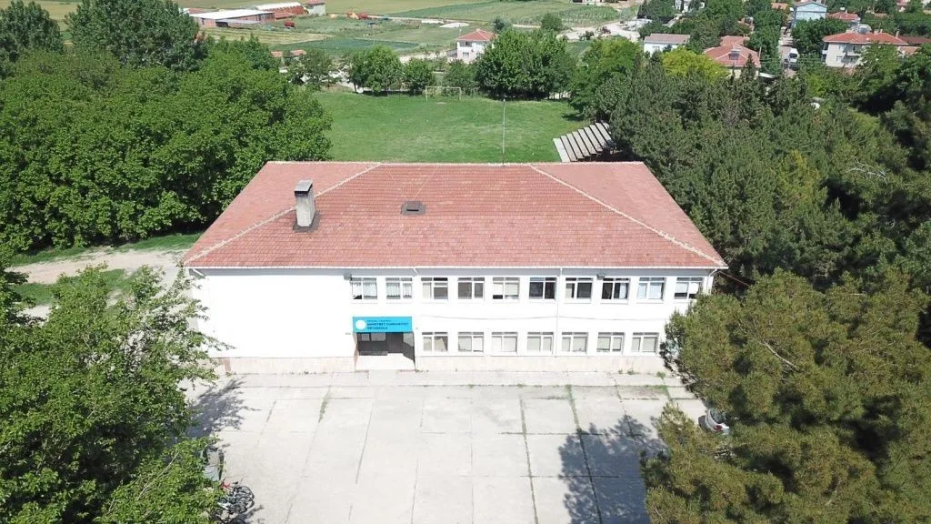 Ahmetbey Cumhuriyet Ortaokulu