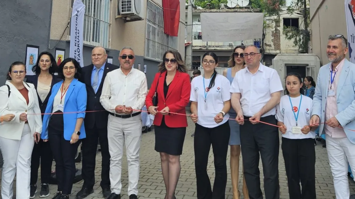 Necip Fazıl Kısakürek Ortaokulu