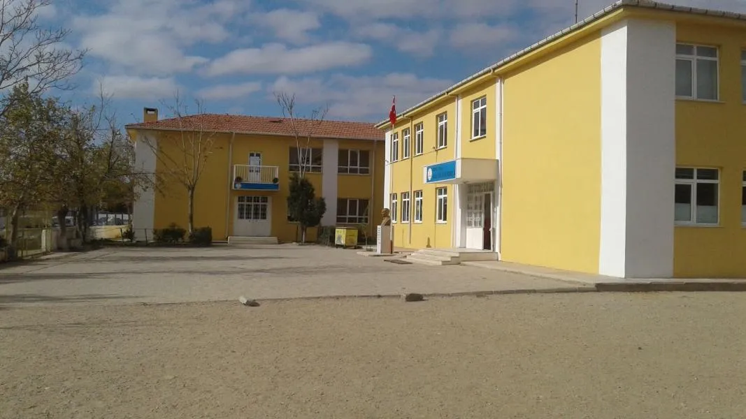 Aliço Pehlivan Ortaokulu fotoğrafı