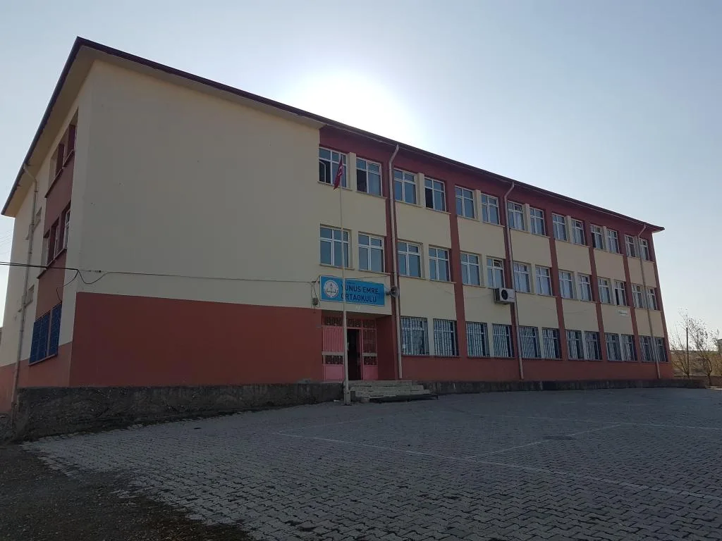 Yunus Emre Ortaokulu fotoğrafı