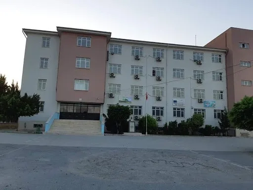 Çukurova Sanayi Ortaokulu fotoğrafı