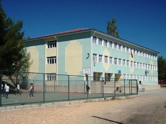 Gölbaşı Harmanlı Ortaokulu fotoğrafı