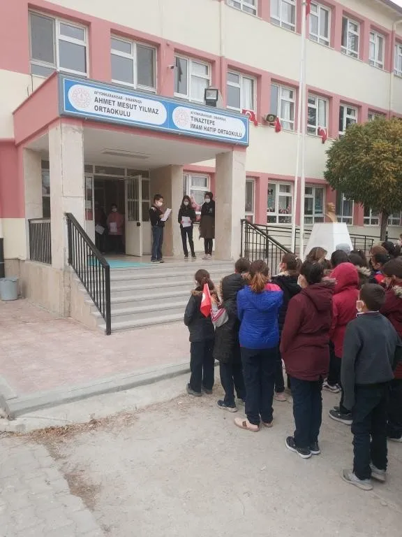Ahmet Mesut Yılmaz Ortaokulu fotoğrafı