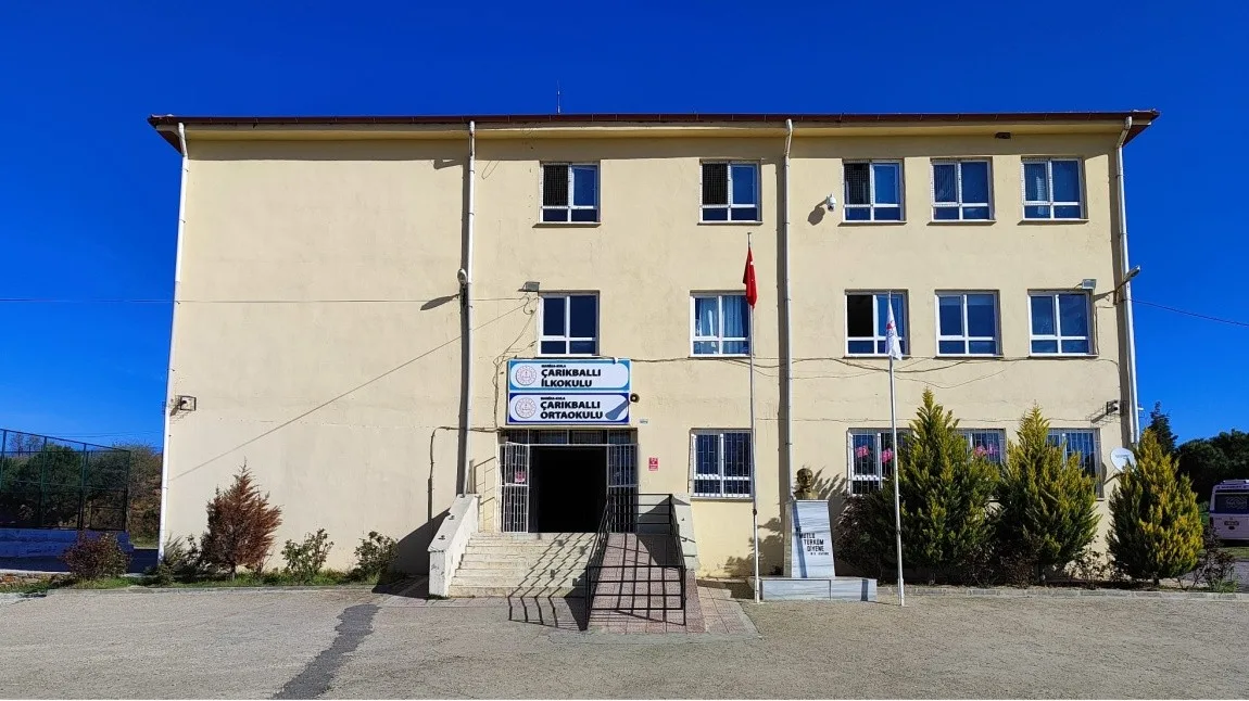 Çarıkballı Ortaokulu fotoğrafı