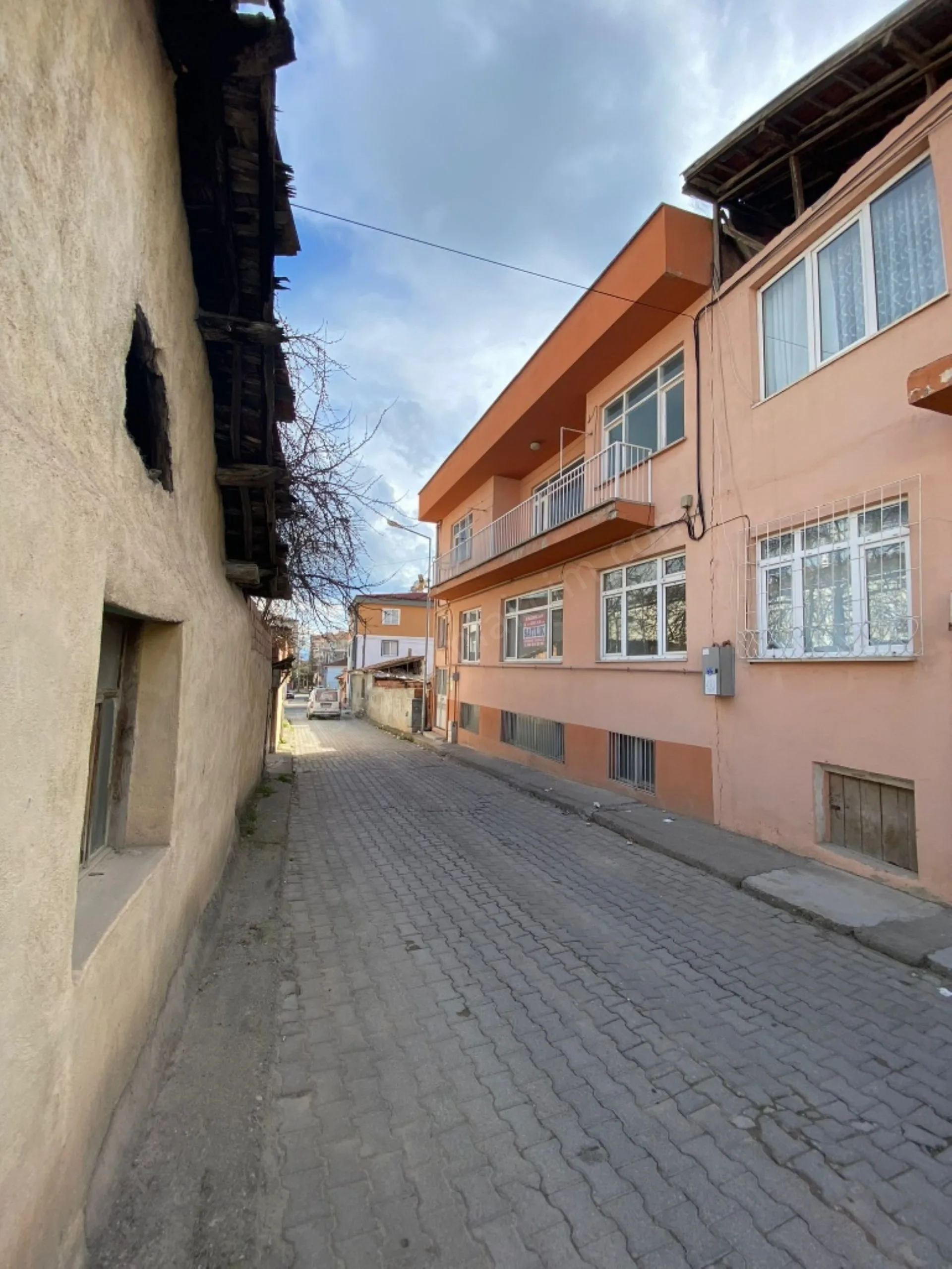 Basri Ortaokulu fotoğrafı