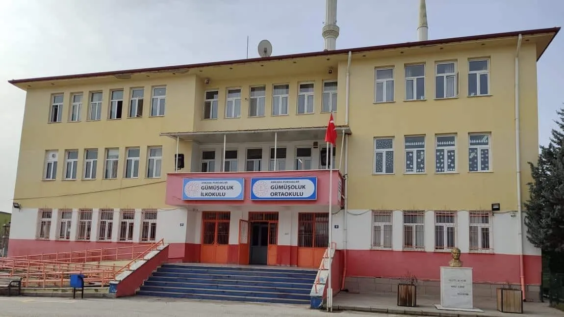 Gümüşoluk İlkokulu fotoğrafı
