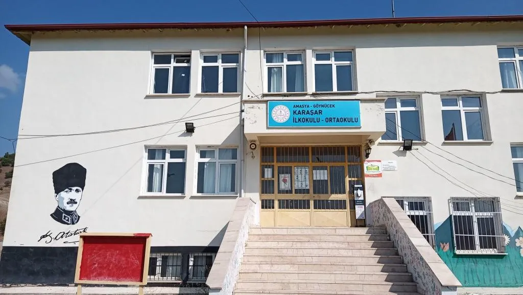 Karaşar Ortaokulu fotoğrafı
