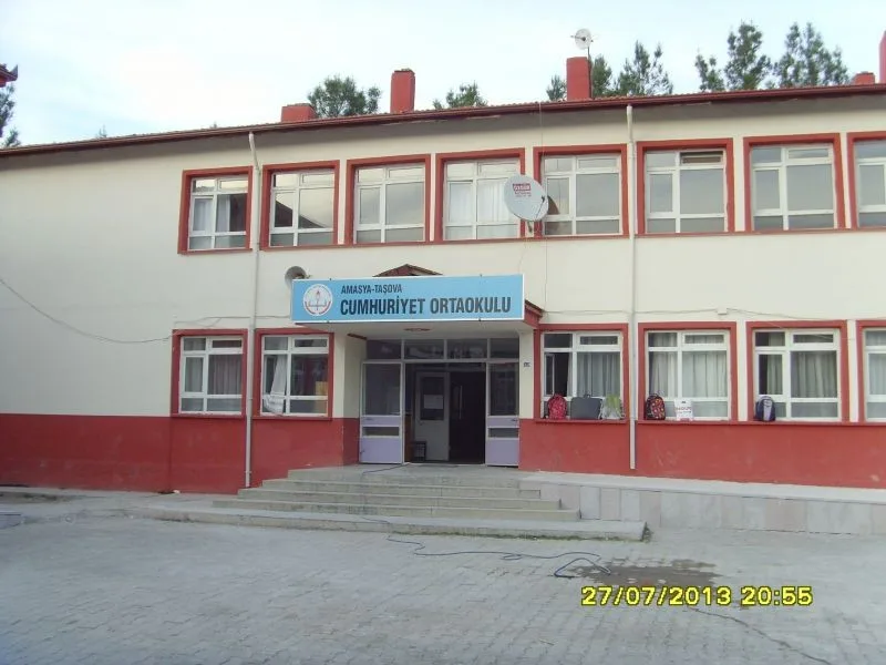 Cumhuriyet Ortaokulu fotoğrafı