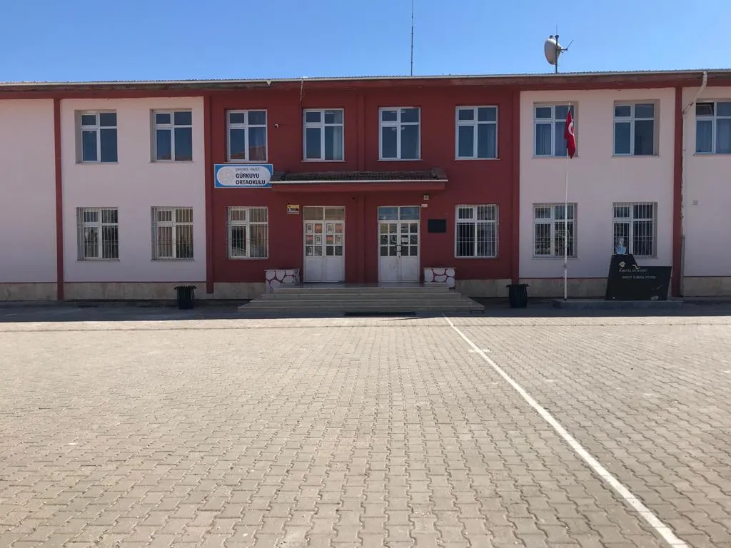Gürkuyu Ortaokulu