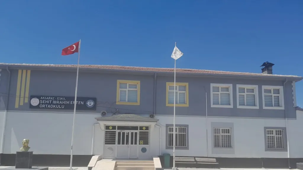 Şehit İbrahim Erten Ortaokulu fotoğrafı