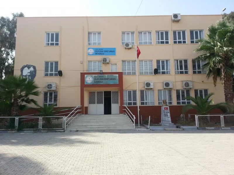 Zülüflühan Hikmet Çankaya Ortaokulu