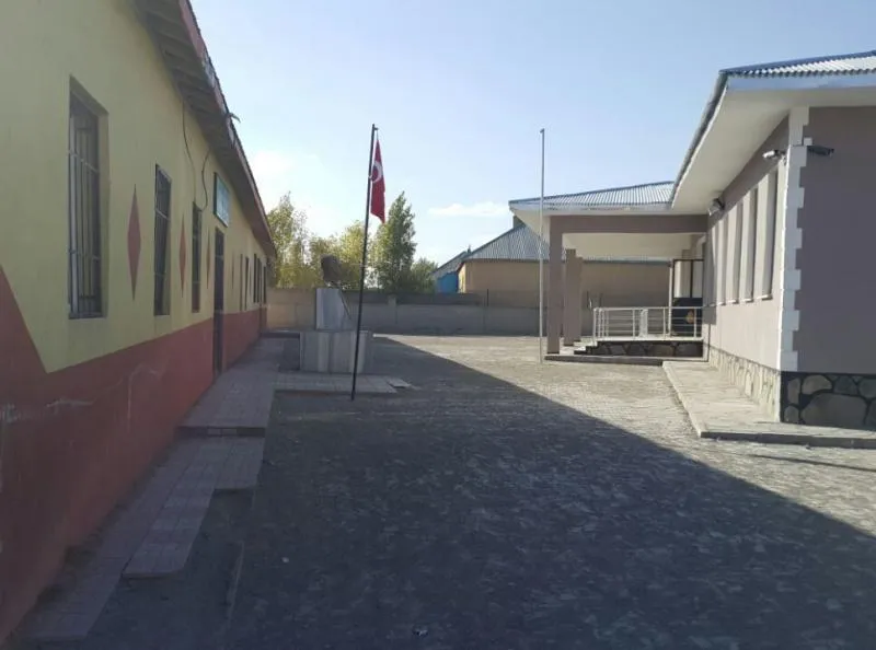 Oğlaksuyu Ortaokulu