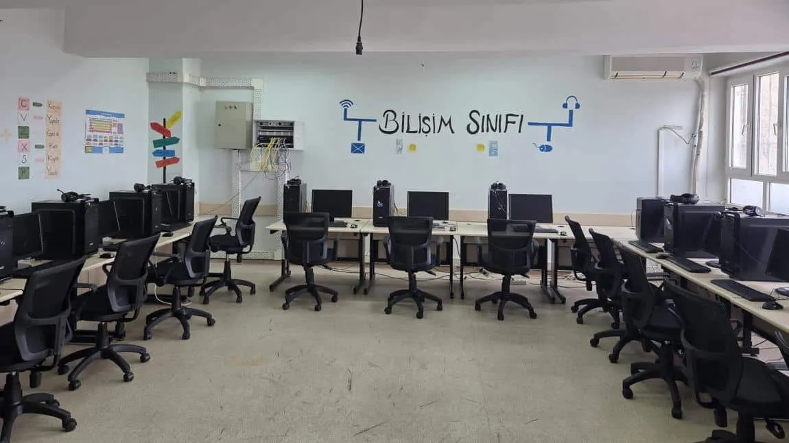 Baltaşı Ortaokulu fotoğrafı