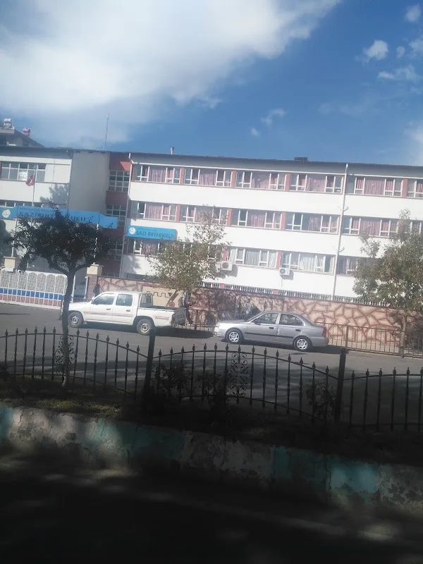 Gazi Ortaokulu fotoğrafı