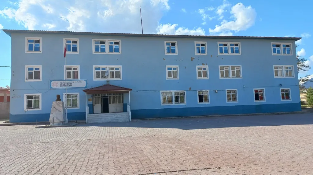 Yunus Emre Ortaokulu fotoğrafı
