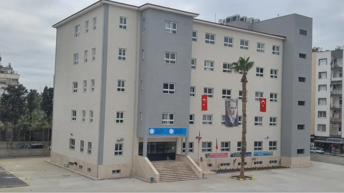 Cengiz Topel Ortaokulu fotoğrafı