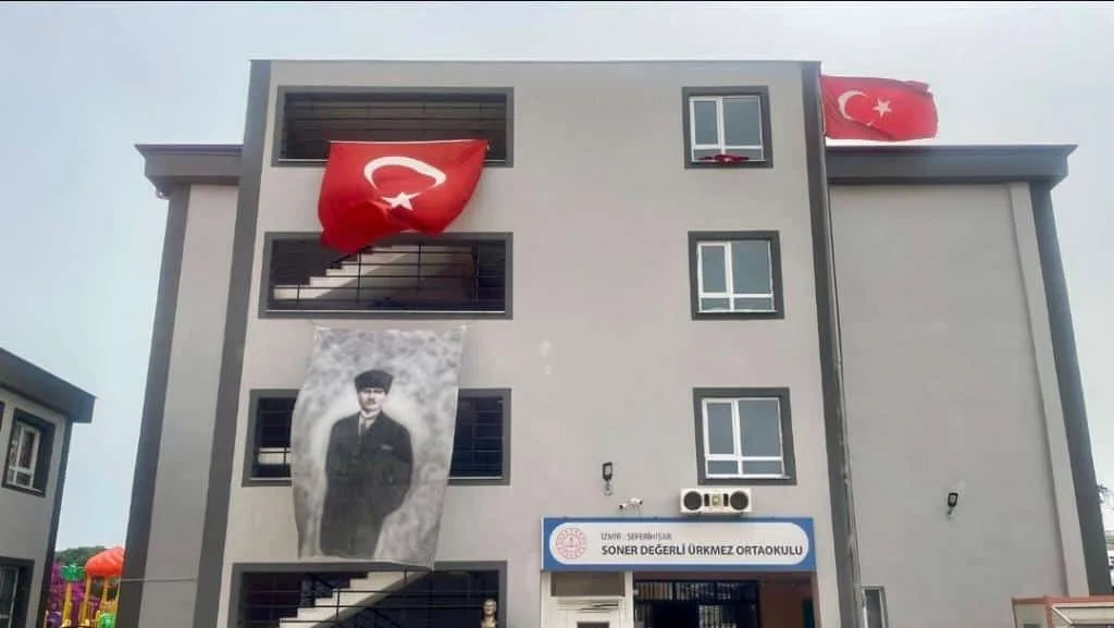Soner Değerli-Ürkmez Ortaokulu fotoğrafı