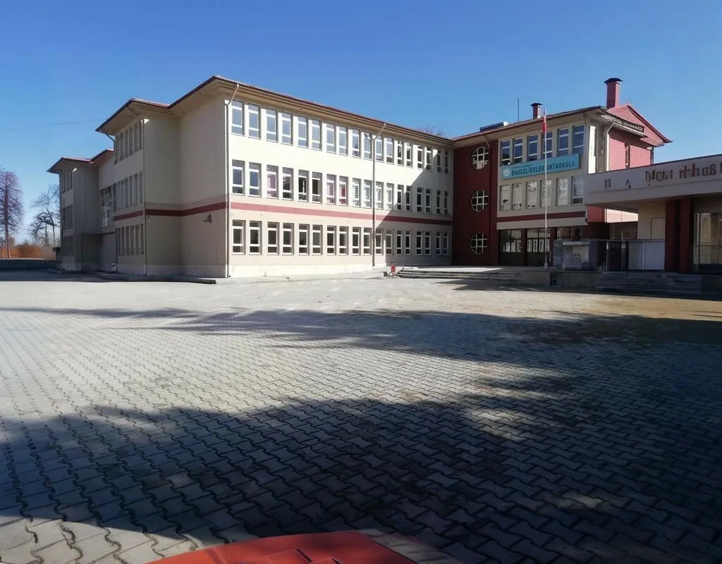 Bahçelievler Ortaokulu