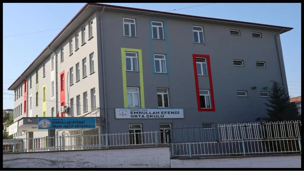 Emrullah Efendi Ortaokulu fotoğrafı