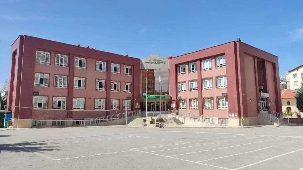 Adnan Hadiye Sürmegöz Ortaokulu fotoğrafı