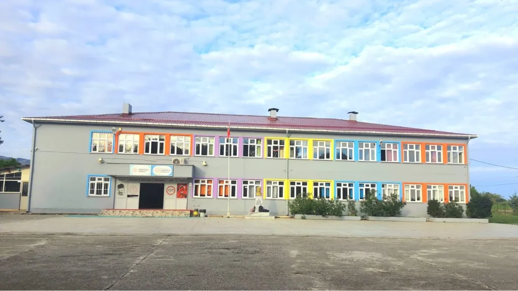 Gökçeboğaz Ortaokulu fotoğrafı