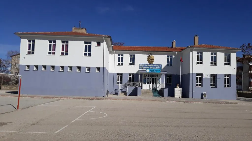 Ilgın Şehit İrfan Yayla İlkokulu