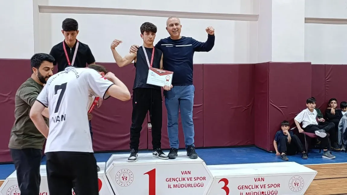 Milli Eğitim Vakfı Ortaokulu fotoğrafı