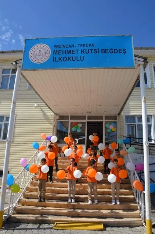 Mehmet Kutsi Beğdeş İlkokulu fotoğrafı