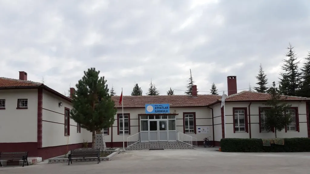 Ayvatlar İlkokulu
