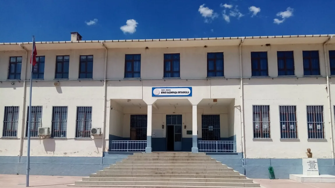 Birgi Kazımpaşa Ortaokulu fotoğrafı