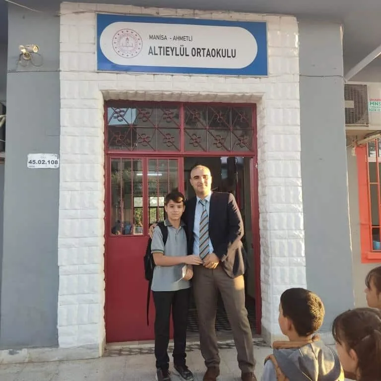 Altıeylül Ortaokulu fotoğrafı