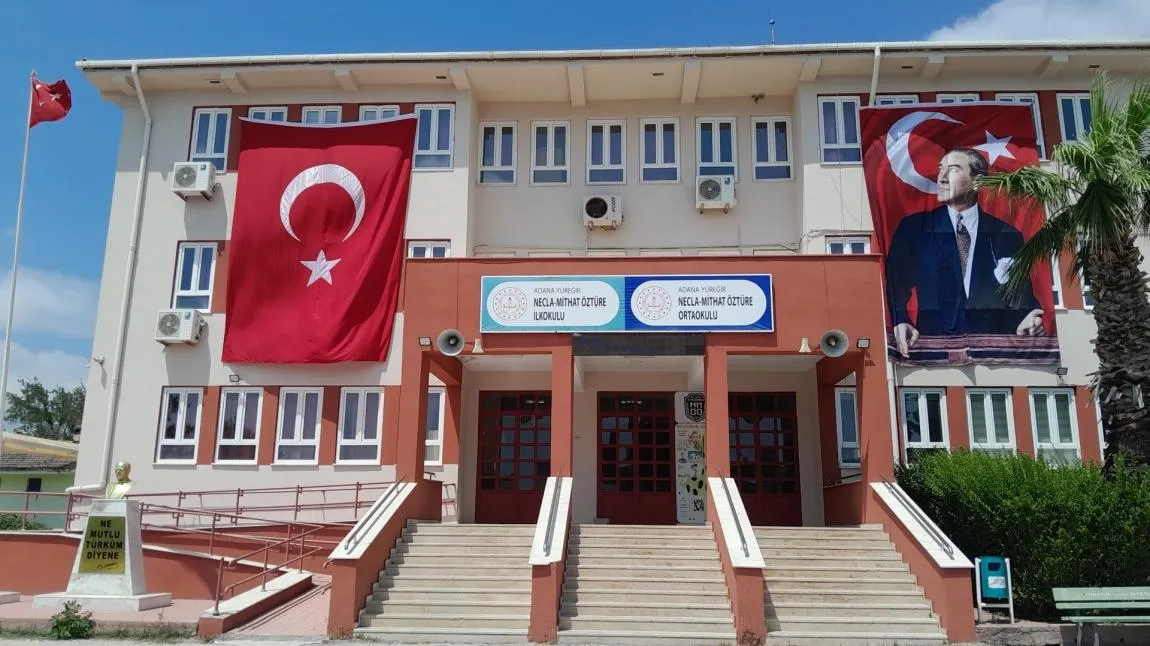 Necla-Mithat Öztüre Ortaokulu fotoğrafı