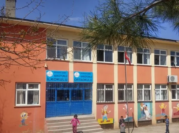 Akkoyunlu Ortaokulu