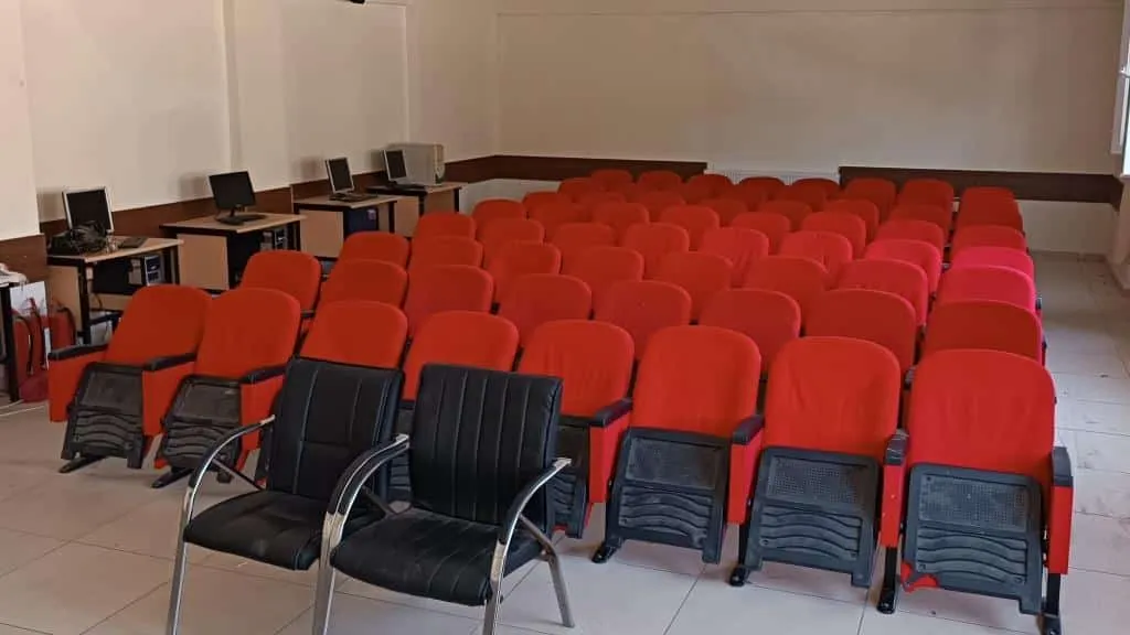 Hopurlu Şehit Eyüp Geyik Ortaokulu fotoğrafı
