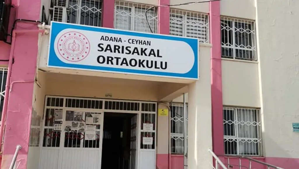 Sarısakal Ortaokulu