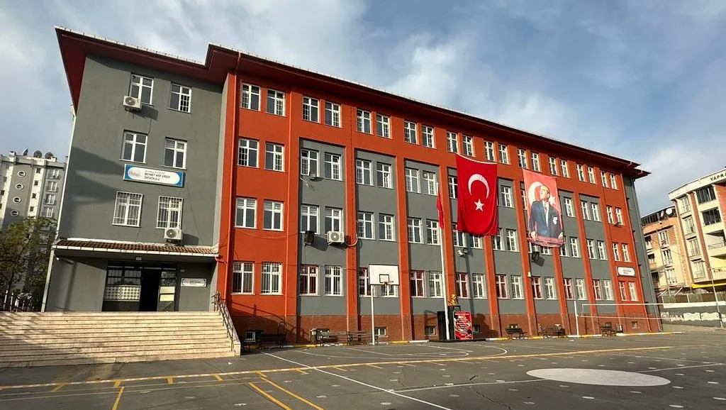 Mehmet Akif Ersoy Ortaokulu fotoğrafı