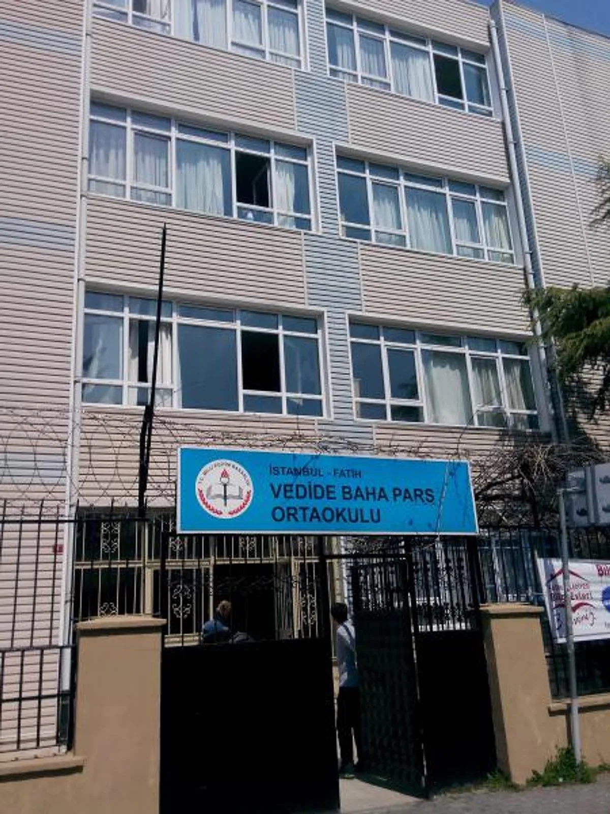 Vedide Baha Pars Ortaokulu