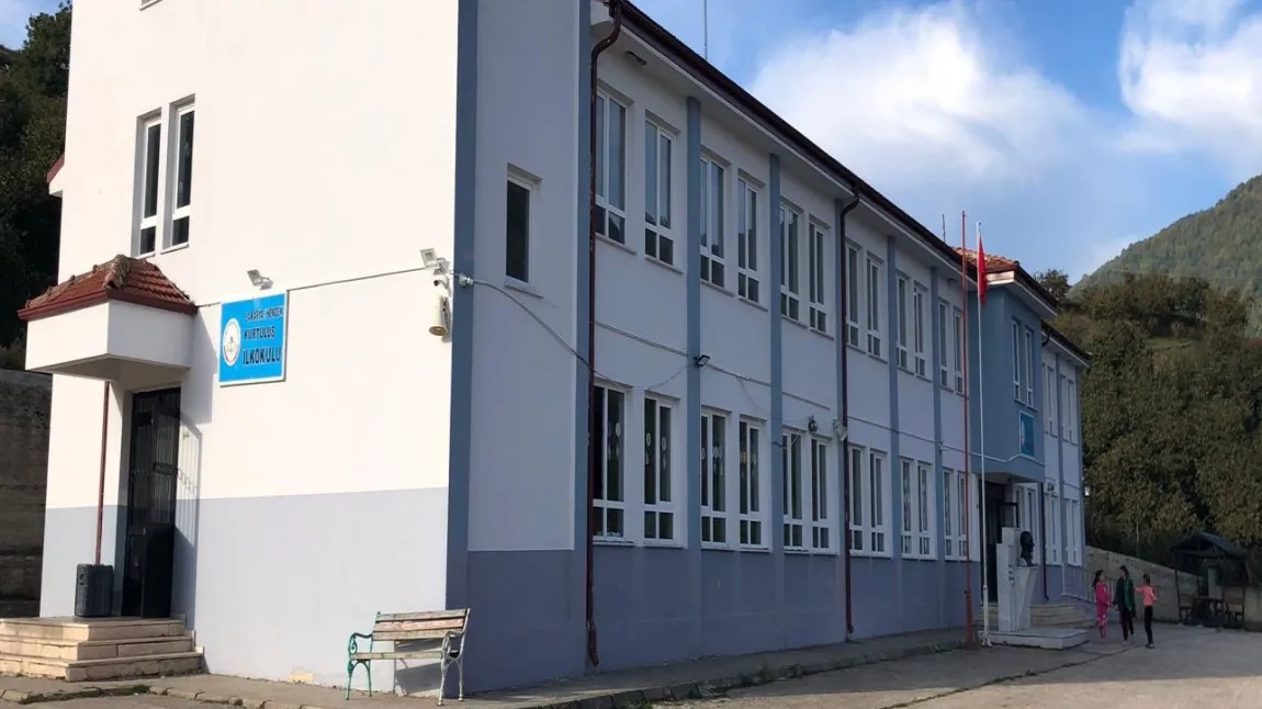 Kurtuluş Ortaokulu fotoğrafı