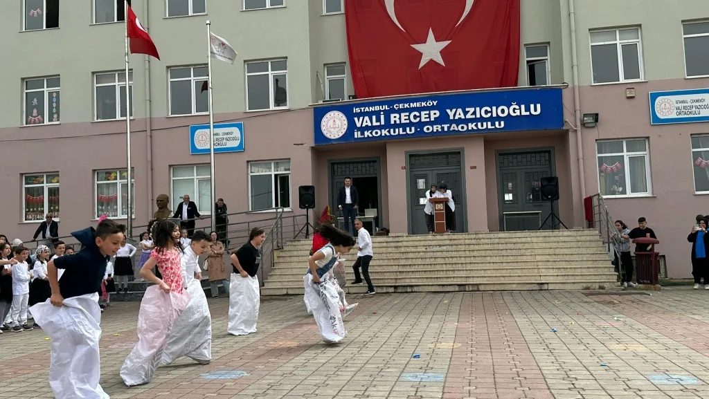 Vali Recep Yazıcıoğlu Ortaokulu