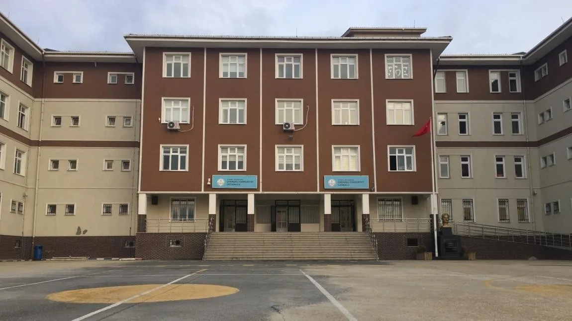 Çakmaklı Cumhuriyet Ortaokulu