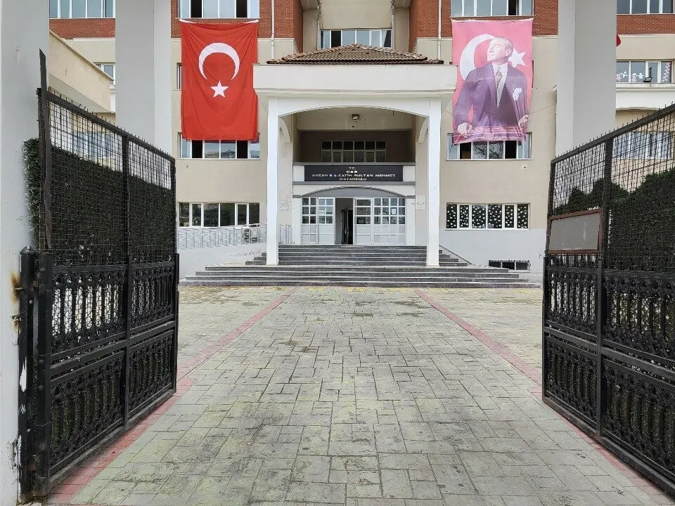Akçansa Fatih Sultan Mehmet Ortaokulu