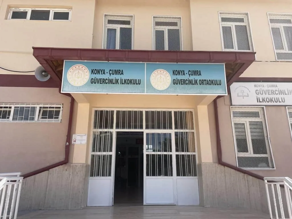 Güvercinlik Ortaokulu fotoğrafı
