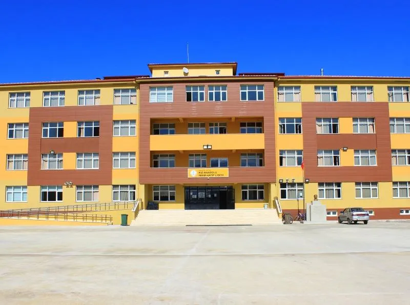 Geyve Şehit Serdar Gökbayrak Kız Anadolu İmam Hatip Lisesi fotoğrafı