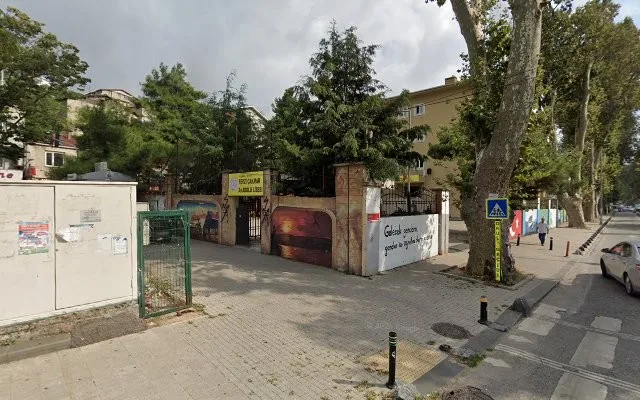 Ayşe Eda Özdemir Ortaokulu fotoğrafı